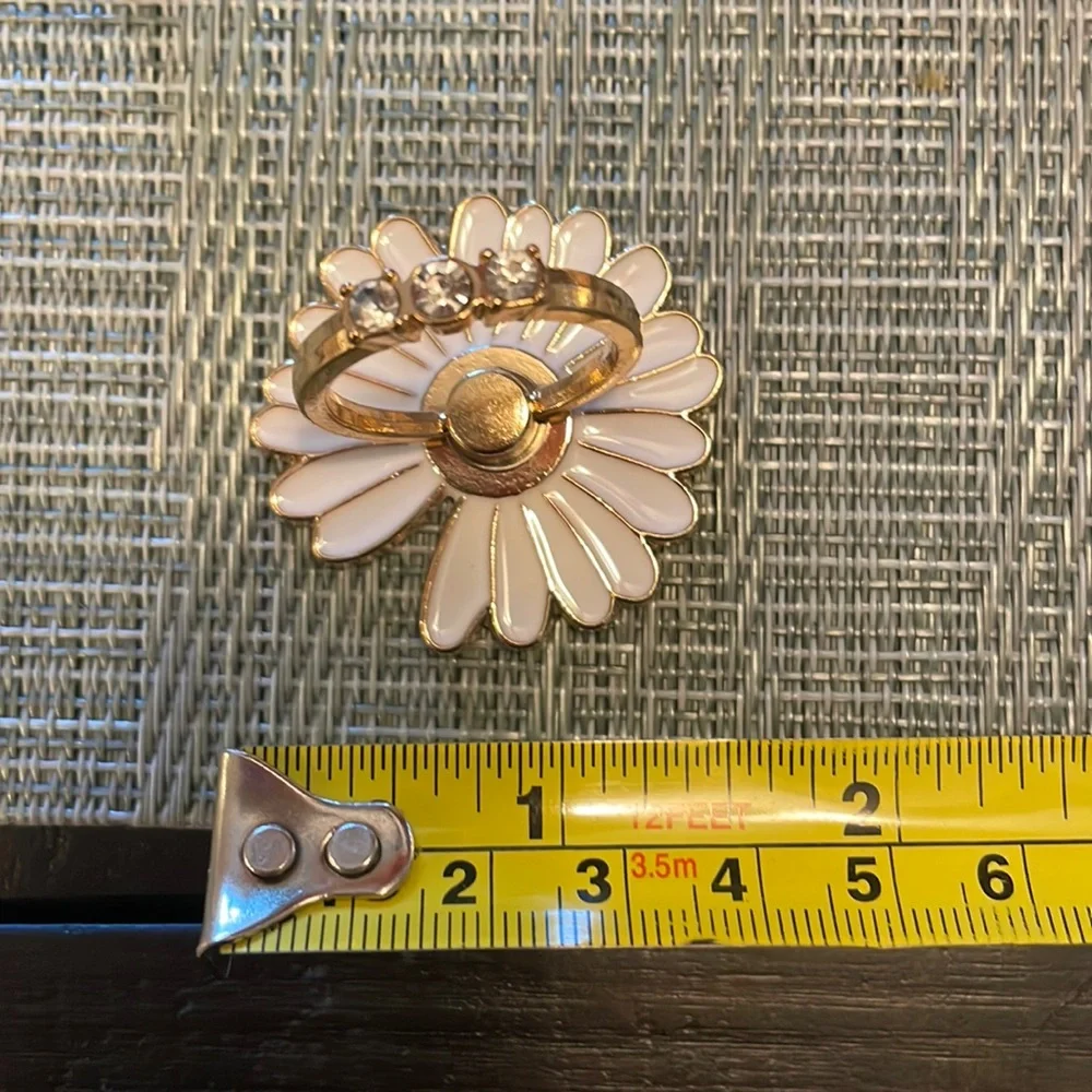 #161 Crystal Bling Daisy Cell Phone Ring Stand Holder Grip